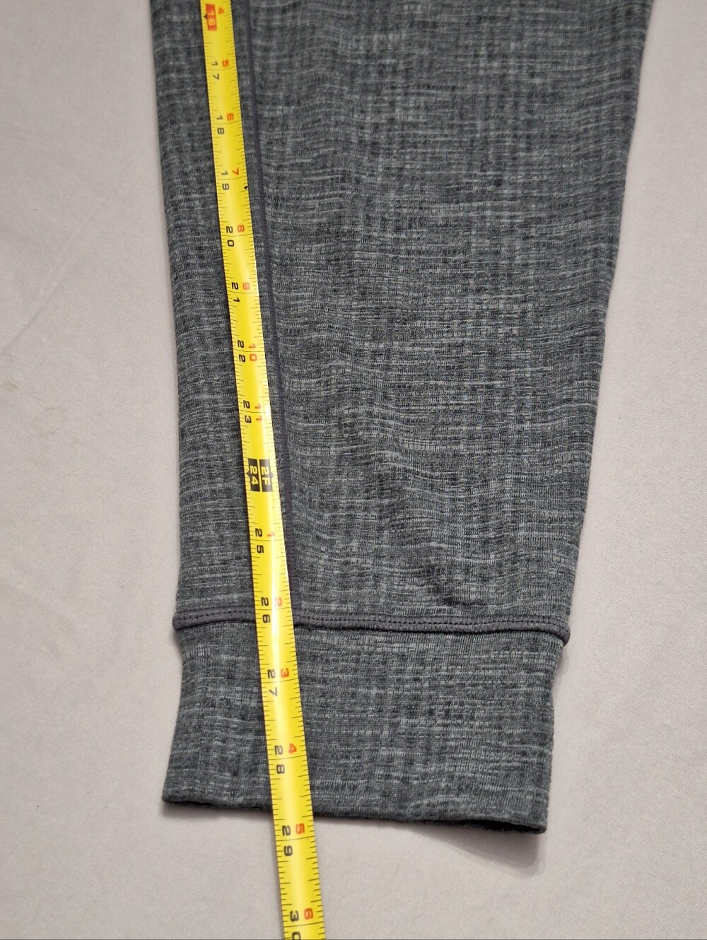 Nike Yoga Women's Textured Gray Heather Jogger Pants, Medium - Picture 10 of 10